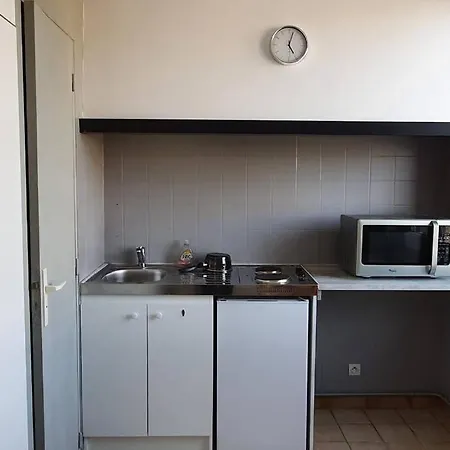 Lägenhet Logement Entier, Calme, Arrivee Autonome.